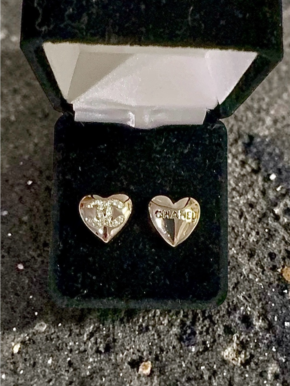 Silver-Tone Crystal Heart Stud Earrings Black & Silver